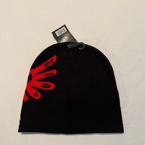 Wild Coast toque/ beanie hat - Picture 2 of 4